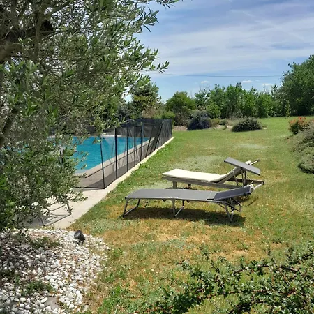 Mitoyen A La Campagne Avec Piscine Privee Exclusivement Reservee Aux Voyageurs